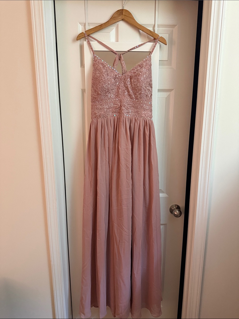 Woman’s Dusty Rose Lace Bodice Maxi Dress